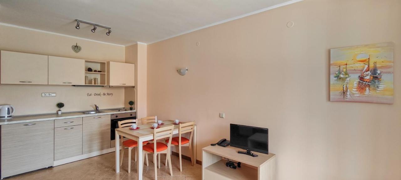 Royal Sun Apartments Napospart Kültér fotó