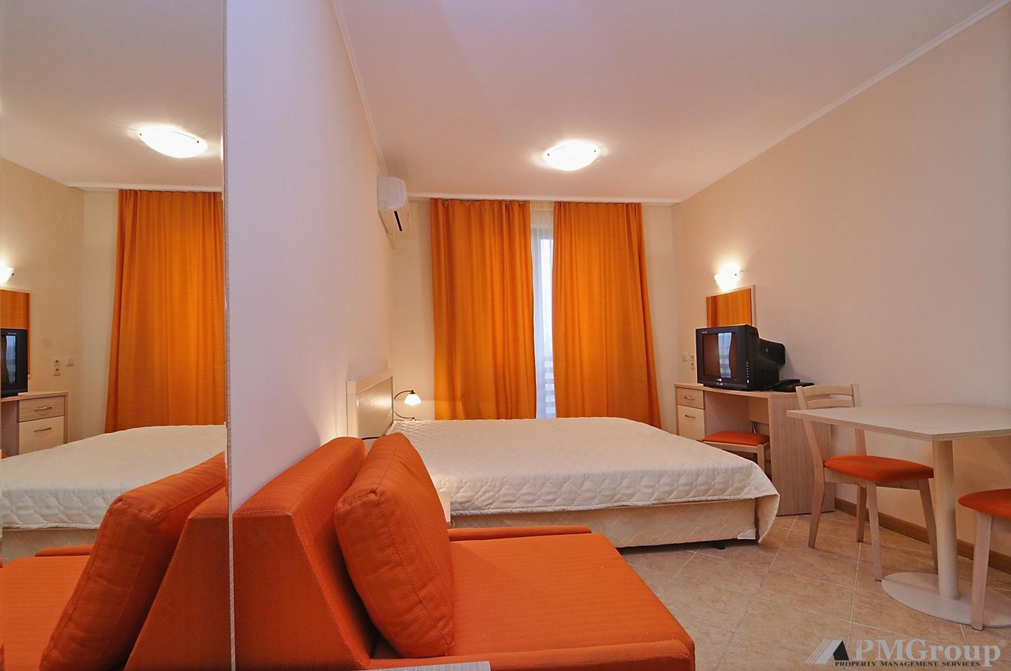 Royal Sun Apartments Napospart Szoba fotó
