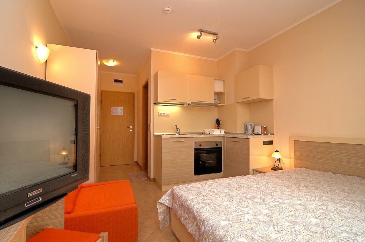 Royal Sun Apartments Napospart Kültér fotó